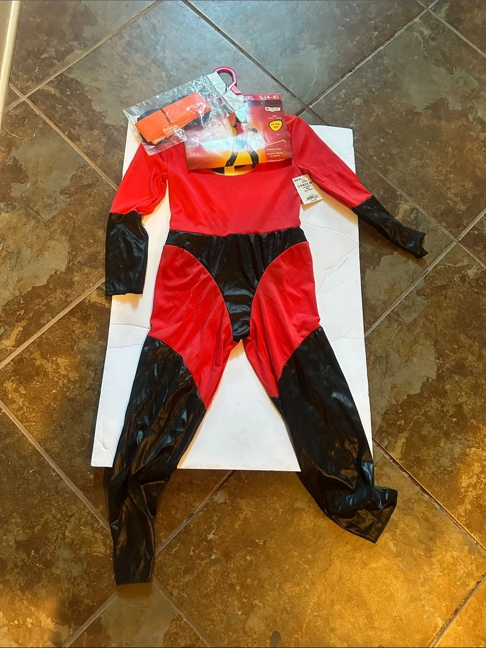 Incrediables Girls Superhero Costume - Red & Black NWT - Picture 2 of 5